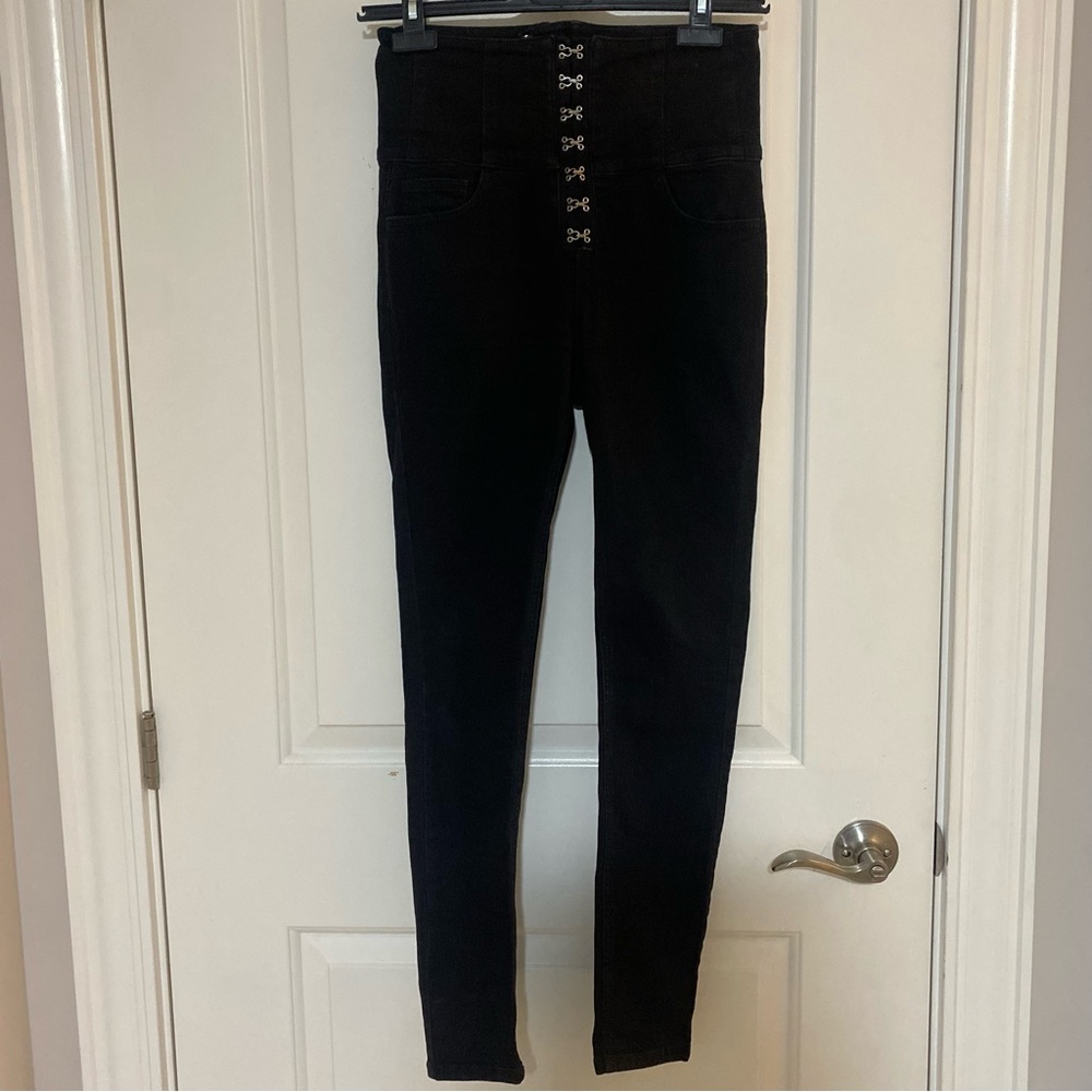 New Look High Rise Black Jeans with Button Detail